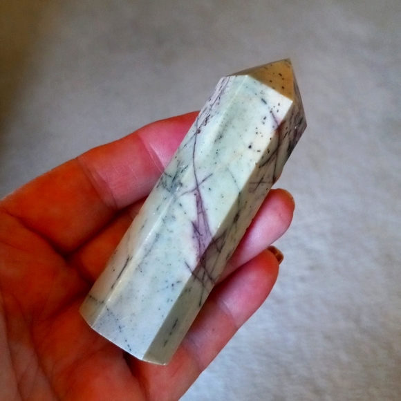 Dendritic Jasper Crystal Tower - Picture 4 of 5